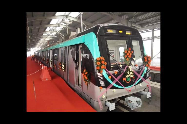 Noida Opens Aqua Metro Line | News | Railway Gazette International